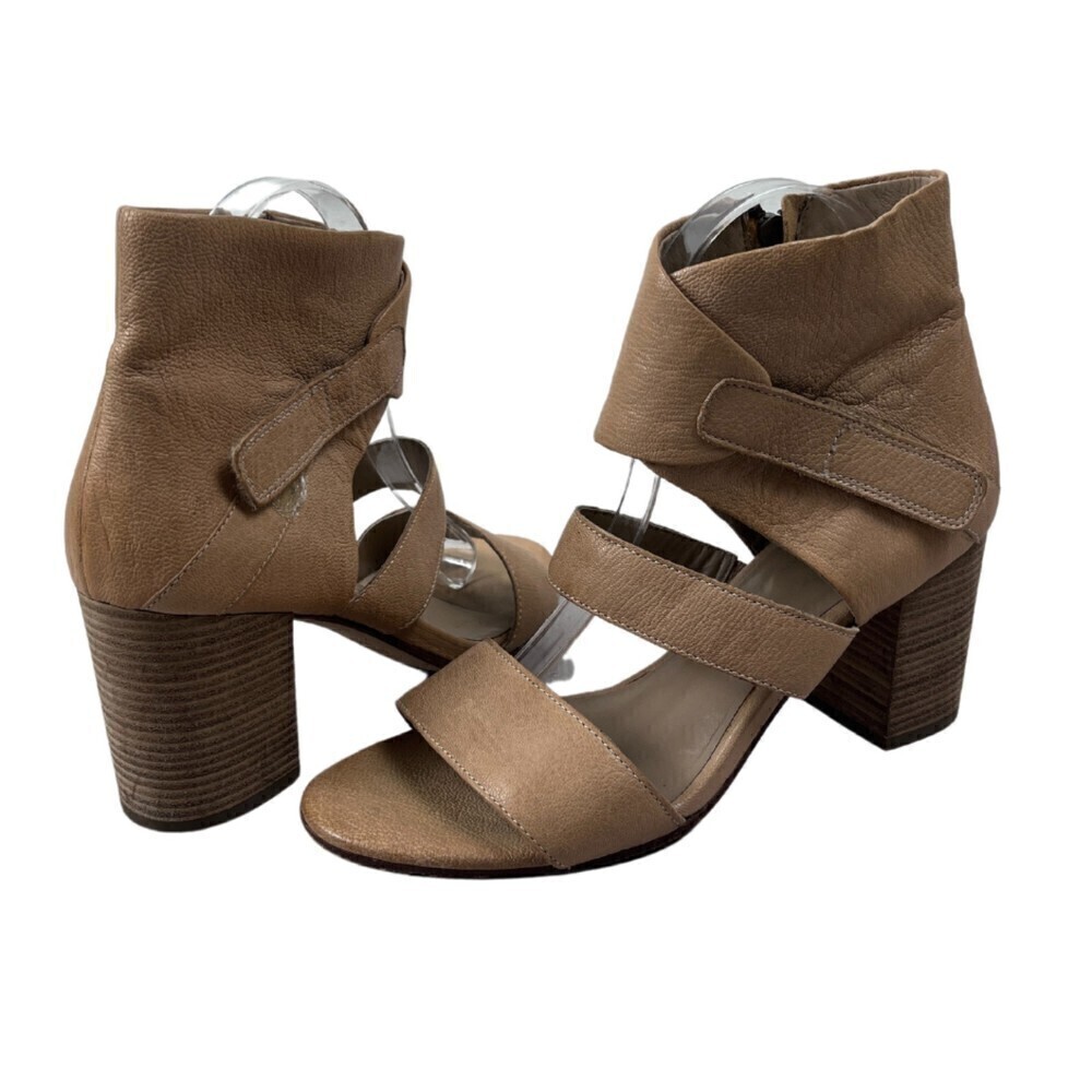 Eileen Fisher Women Size 8 Tan Leather Vero Cuoio Strappy Stack Heel Sandals